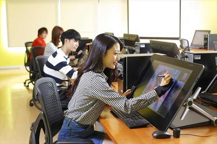 2017年4月に新たなアニメーション専門学校　東京デザイナー学院と東京ネットウエイブの関連学科統合