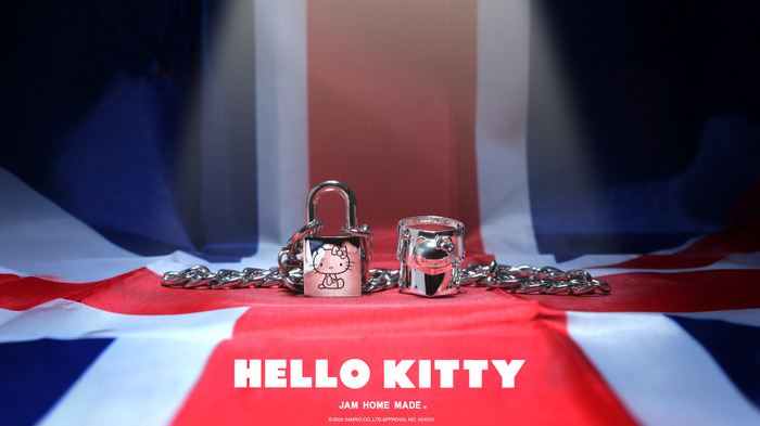 「HELLO KITTYのパンクなアクセサリー」メインビジュアル