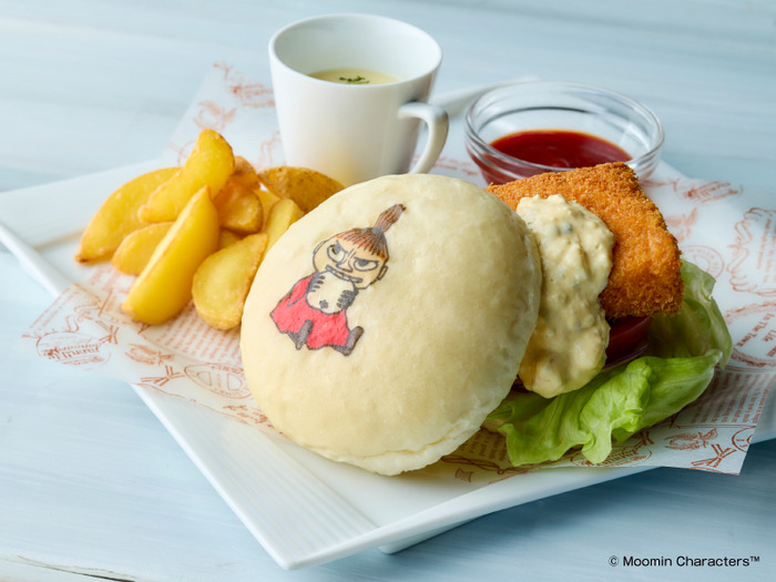 サーモンバーガー(扇子付き) 2,500円