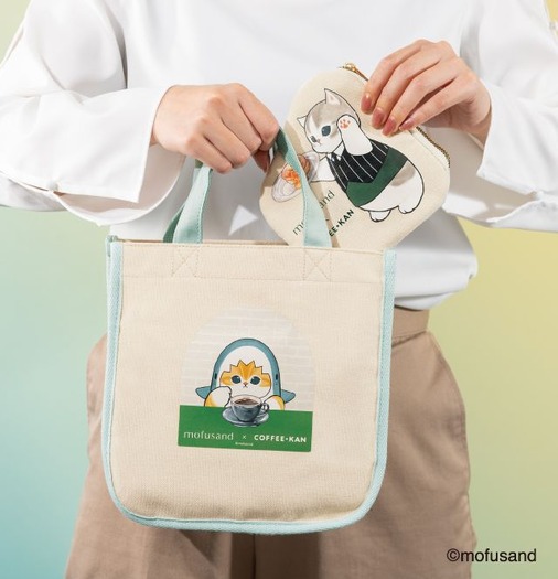 『mofusand』と珈琲館がコラボレーション　数量限定「mofusand×珈琲館 サマーバッグ2026」を販売（使用イメージ）