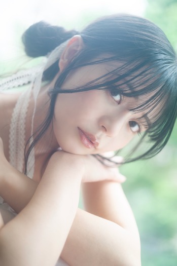 写真集「椛島光 2nd写真集 Ortensia」(C)細居幸次郎