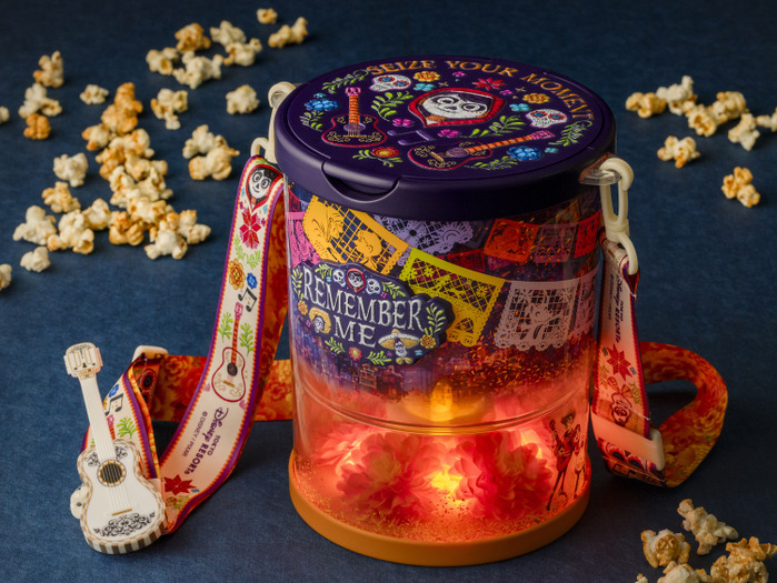「ディズニー・ハロウィーン」グッズ&グルメ情報が一挙公開☆「リメンバー・ミー」がポップコーンバケットに♪“ヴィランズ”はシュシュやTシャツに