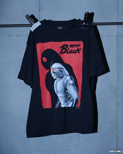 『仮面ライダーBlack』× Number Rock 特別コレクション　「【EXCLUSIVE LINE】「仮面ライダーBlack」T-Shirt」