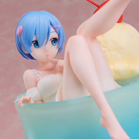 「リゼロ」レム＆ラム姉妹を“クリームソーダ”浸けに!? 生足もバッチリ♪ 幻想的なフィギュアがプライズに 画像