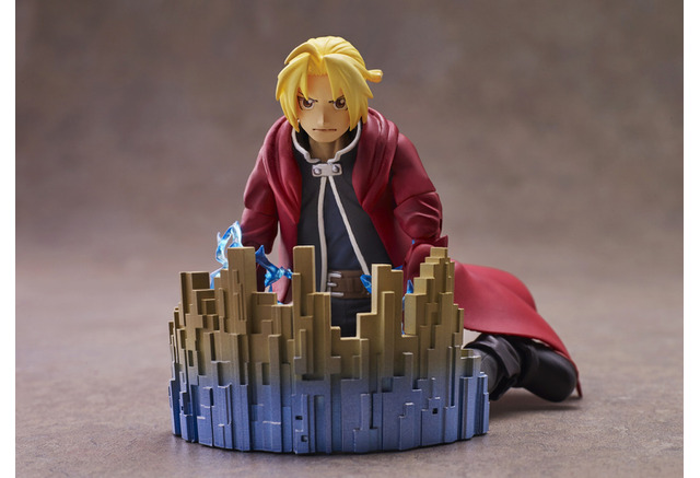 鋼の錬金術師 錬成シーンも再現可能 エドが全高約140mmアクションフィギュアに アニメ アニメ