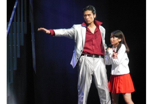 舞台 龍が如く 泣かせる硬派なヒューマンドラマ 2ページ目 アニメ アニメ