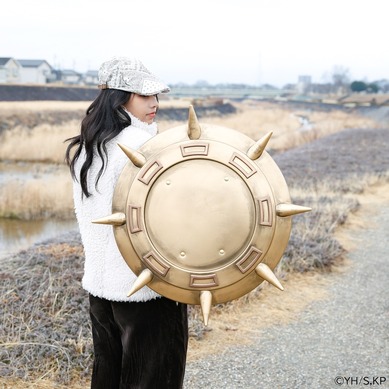 キングダム 武器フィギュア 麃公の盾（原寸大サイズ） 657171.jpg