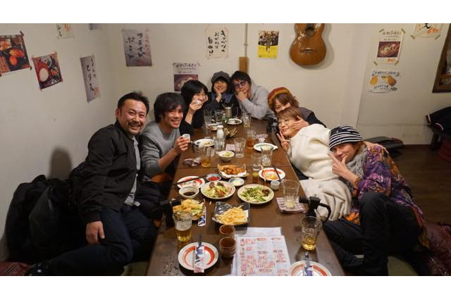 「演劇人は、夜な夜な～」に小野賢章、朴ロ美、東地宏樹ら出演 苦労話や競演エピソード披露 画像