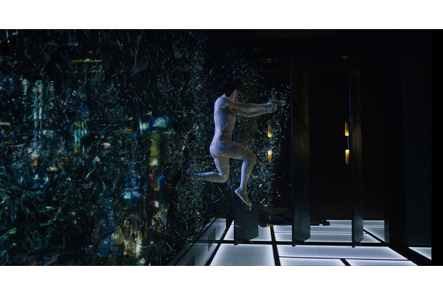 実写版「攻殻機動隊」5分間の本編映像を公開 アニメをリスペクトしたシーンも 画像