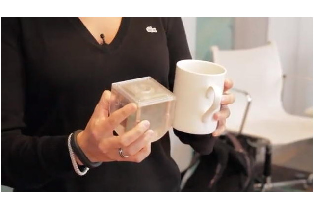 Kickstarterで資金調達の新型ゲーム機「Ouya」　デベロッパー向けの出荷開始 画像