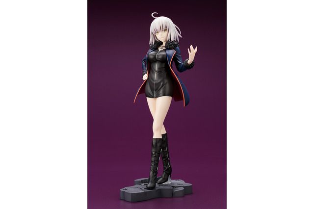 「FGO」ジャンヌ・オルタ、“新宿衣装”でフィギュア化！ ミニスカートがCOOL＆SEXY 画像