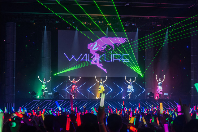 「マクロスΔ」“ワルキューレ”、扇情的な楽曲でつづったプレミアムライブレポート 画像