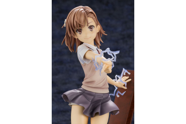 「とある」御坂美琴、制服姿でフィギュア化！ スカートから伸びる健康的なふとももが眩しい 画像