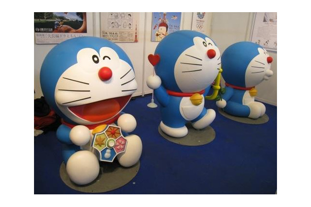 ジャパンエキスポに、ドラえもん！　藤子プロブースに等身大で3体出現 画像