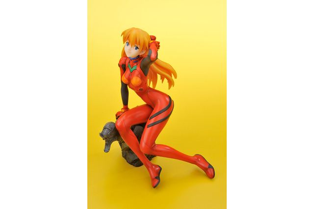 「ヱヴァンゲリヲン」式波・アスカ・ラングレー、爽やかさ溢れるフィギュア再登場 画像