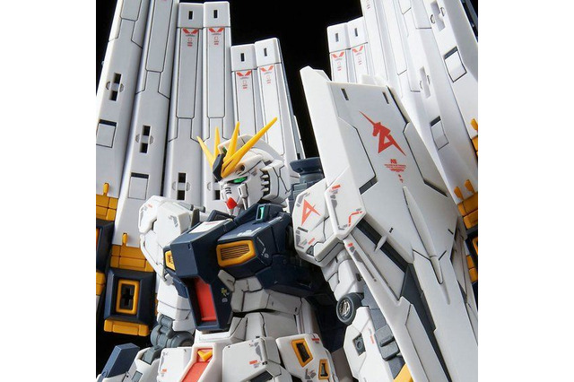 「ガンダム 逆襲のシャア」νガンダムのダブル・フィン・ファンネル装備を再現！ 拡張ユニットが登場 画像