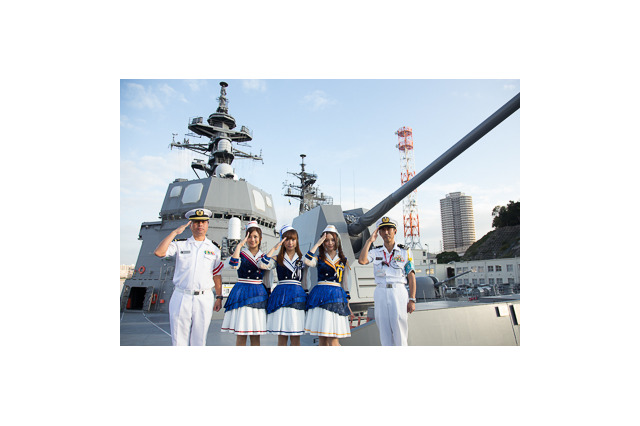 「蒼き鋼のアルペジオ」が海上自衛隊横須賀基地に浮上　渕上舞、沼倉愛美、山村響が訪問 画像