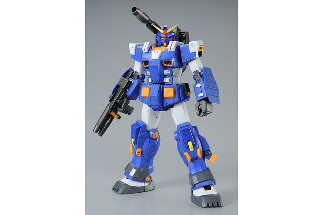 「ガンダム」“青いフルアーマーガンダム”ガンプラ再販！ “青×白”印象的な機体カラーを見よ 画像