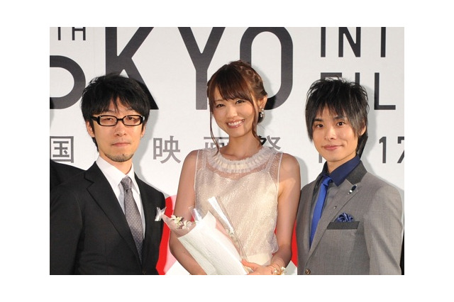 「サカサマのパテマ」が東京国際映画祭グリーンカーペット　吉浦康裕監督に、藤井ゆきよ、岡本信彦 画像
