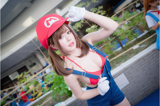 【コスプレ】「コスサミ2019」美女レイヤーが夏衣装で魅惑！ マリオ、レムら人気キャラ勢揃い【写真147枚】 画像