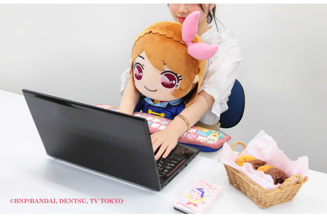 「アイカツ！」大空あかりが可愛いPCクッションに！ “おおぞラッコ”もデザイン 画像