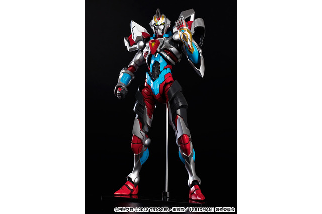 「SSSS.GRIDMAN」グリッドマン、約30cmでアクションフィギュア化！ ビッグサイズならではの魅力を見よ 画像