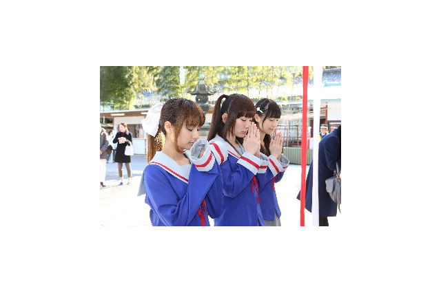 「未確認で進行形」安産の名所・日枝神社に参拝 「ヒット作が生まれますように」 画像