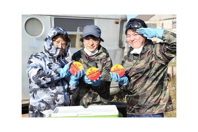 荒木飛呂彦　世界一強烈な食材：シュールストレミングを食べてみた　ジャンプ LIVE 2号にて 画像