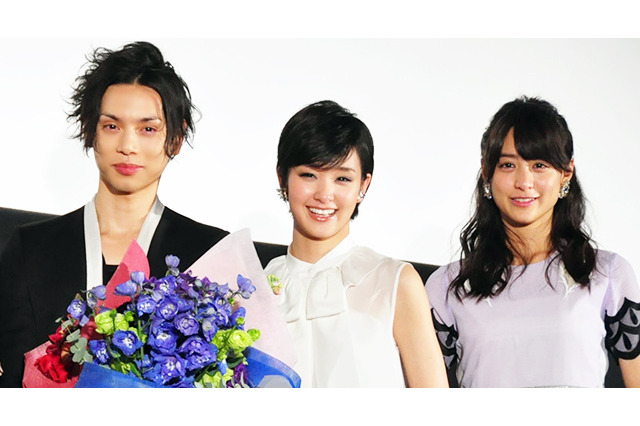 映画「黒執事」公開で、水嶋ヒロ、剛力彩芽、山本美月が涙の舞台挨拶 画像
