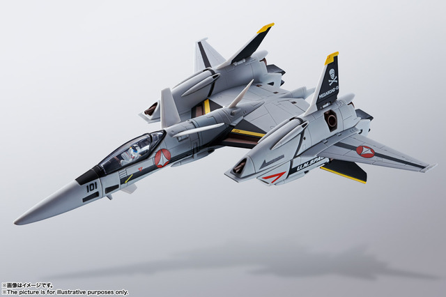 「マクロス Flash Back 2012」VF-4G、新規造形頭部＆スペシャルカラーでフィギュア化！ 各形態への変形も 画像