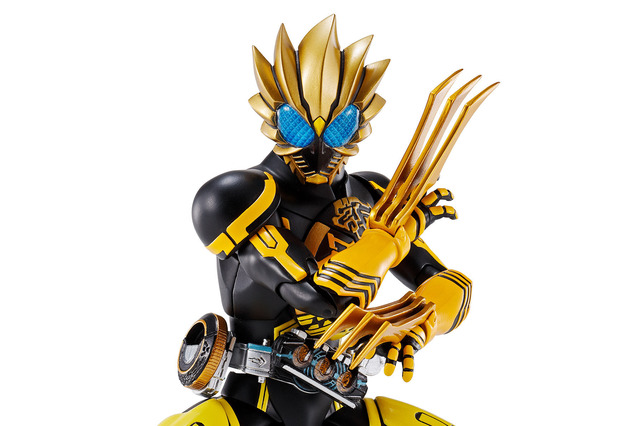 「仮面ライダーオーズ」“ライオン！トラ！！チーター！！！”ラトラーターコンボのフィギュアが登場 画像