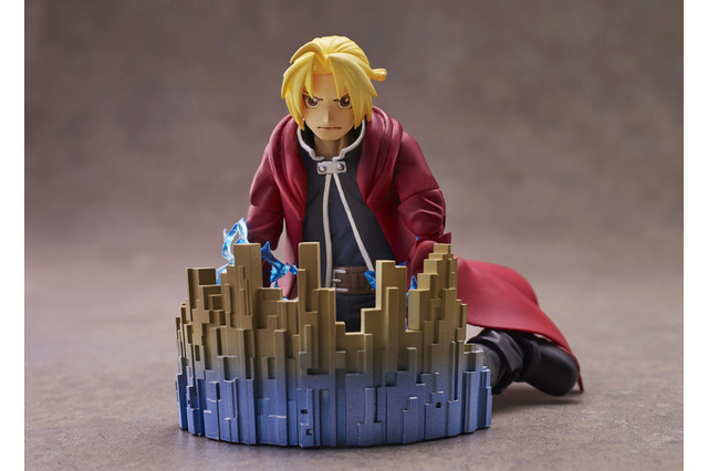 「鋼の錬金術師」錬成シーンも再現可能 ！エドが全高約140mmアクションフィギュアに 画像