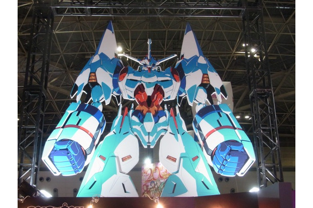 [AnimeJapan 2014ブースレポ]　電通ブースにそびえ立つ巨人の正体は？ 画像