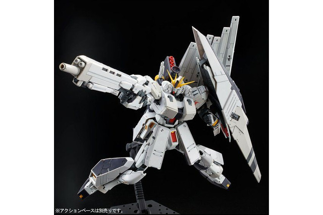 「ガンダム」νガンダム、重武装形態“HWS”がRGでガンプラ化！ 圧倒的火力を感じさせるディティールに注目 画像