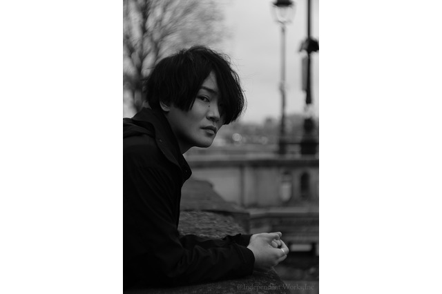 細谷佳正と“パリ”で映画のような旅しない？ 声優旅本「One Day Trip」vol.3が登場 画像