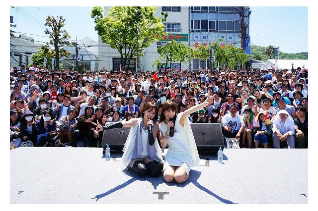 最後は「カラフル」デュエットも　藍井エイルとELISAが「マチ★アソビ」でコラボステージ 画像