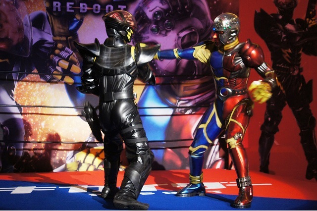キカイダーとハカイダーも登場「キカイダー　ＲＥＢＯＯＴ」完成披露会見が戦いの場に 画像