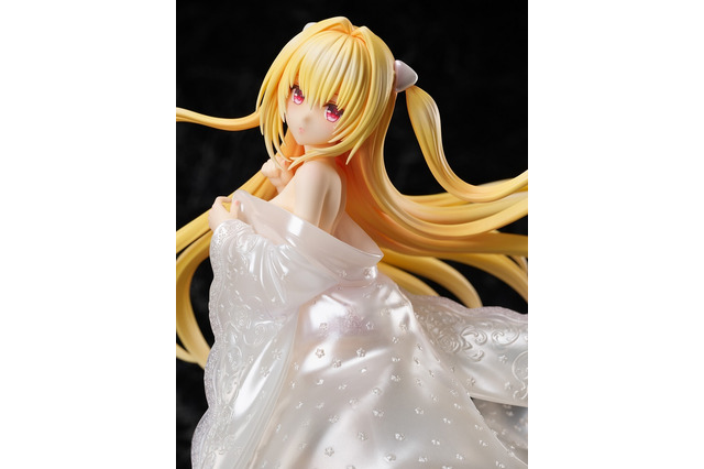 「To LOVEる」“えっちいのはキライです…”金色の闇が宇宙一のスケスケ白無垢姿でフィギュア化 画像