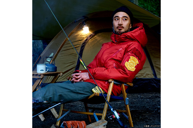 「機動戦士Zガンダム」ダウンジャケット発売！国産シュラフメーカーNANGAとコラボ 画像