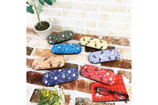 「ツイステ」リドルたちデフォルメキャラがかわいい♪ メガネケースが登場 画像