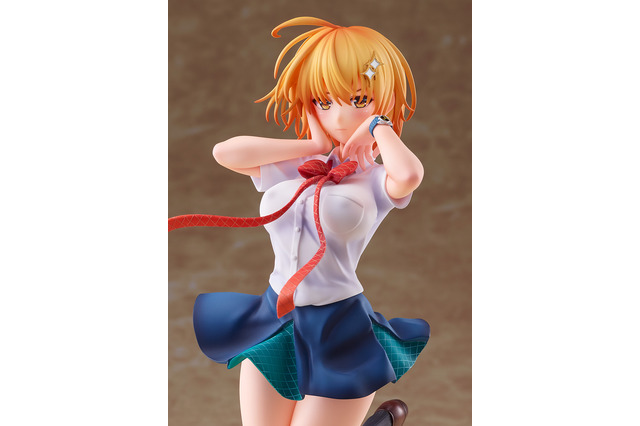 「ド級編隊エグゼロス」星乃雲母、ひるがえるスカート＆密着した白シャツに釘付け！フィギュア化 画像