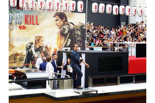 トム・クルーズ「オール・ユー・ニード・イズ・キル」で来日　大阪で道頓堀クルーズ 画像