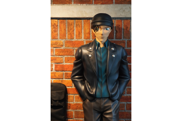 「名探偵コナン」FBI捜査官・赤井秀一、鳥取砂丘コナン空港にオブジェとして登場！ 画像