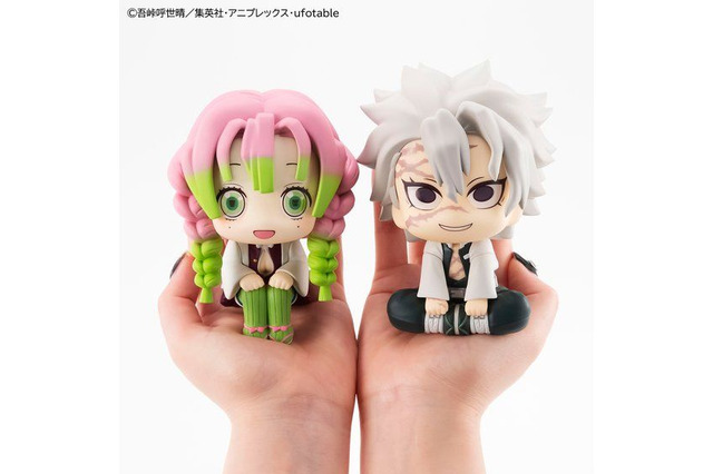 「鬼滅の刃」甘露寺蜜璃＆不死川実弥、両極端な2人が一緒におすわりポーズで立体化 画像