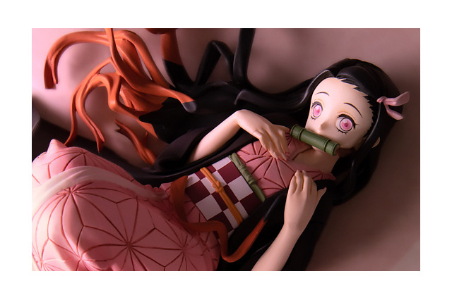 「鬼滅の刃」てのひらにひょこっと乗る♪ 竈門禰豆子が甘えた仕草でフィギュア化 画像