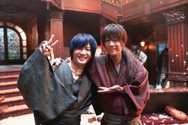 「るろうに剣心 最終章」佐藤健＆神木隆之介、サプライズ共演の舞台裏が明らかに！ メイキング映像＆オフショット公開 画像