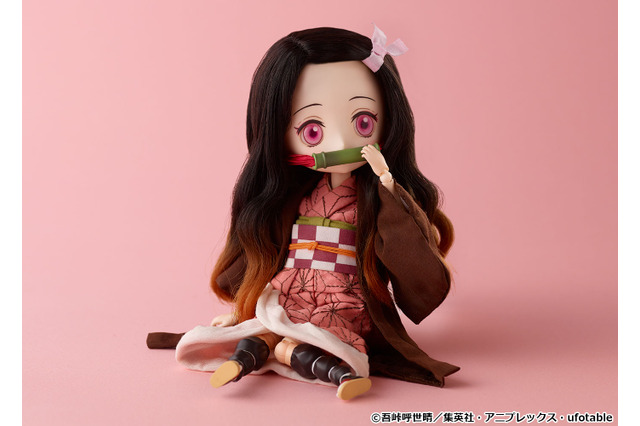 「鬼滅の刃」竈門禰豆子のドールが登場！ ヘアカラーウィッグ、衣装など細部までかわいさ満点♪ 画像