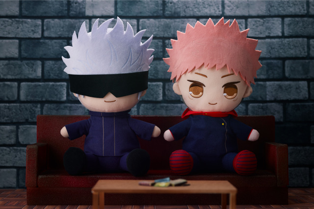 「呪術廻戦」虎杖悠仁と五条悟の修行シーンも再現できる♪ お目めが特徴のBIGサイズぬいぐるみで登場 画像
