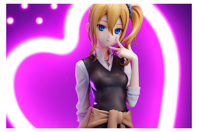 「かぐや様は告らせたい」早坂愛のスカート丈は“校則違反”？ ギャルらしさ満点でフィギュア化 画像