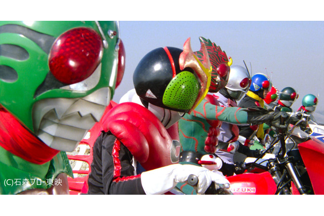 「仮面ライダー」1号役の藤岡弘、らが登壇　「第34回東京国際映画祭」に昭和・平成ライダーのレジェンド集結 画像